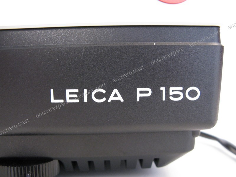 LEICA Pradovit P 150 Projecteur diapositives comme neuf