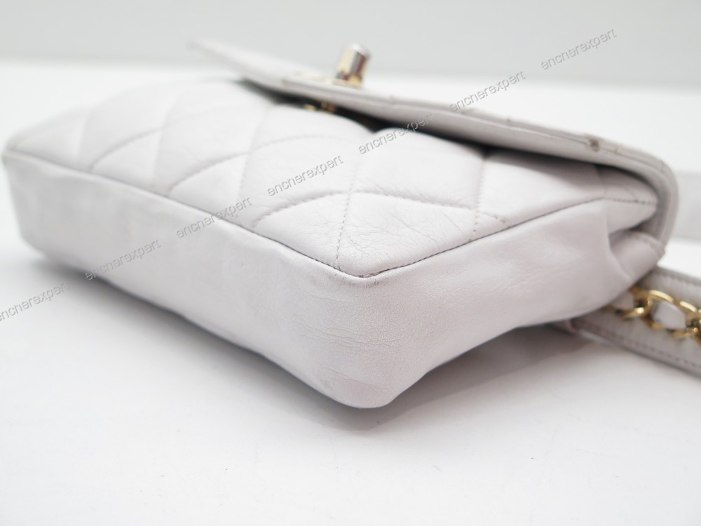 Sac a main ceinture CHANEL pochette banane - Authenticité garantie -  Visible en boutique