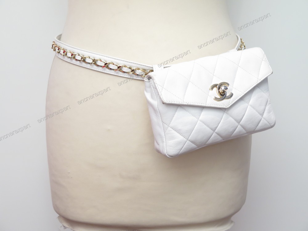 Sac a main ceinture CHANEL pochette banane - Authenticité garantie -  Visible en boutique