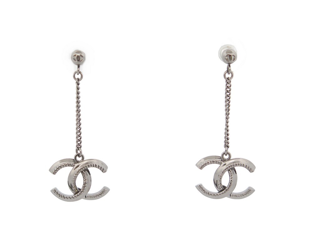 depot vente de luxe en ligne chanel boucles d'oreilles occasion